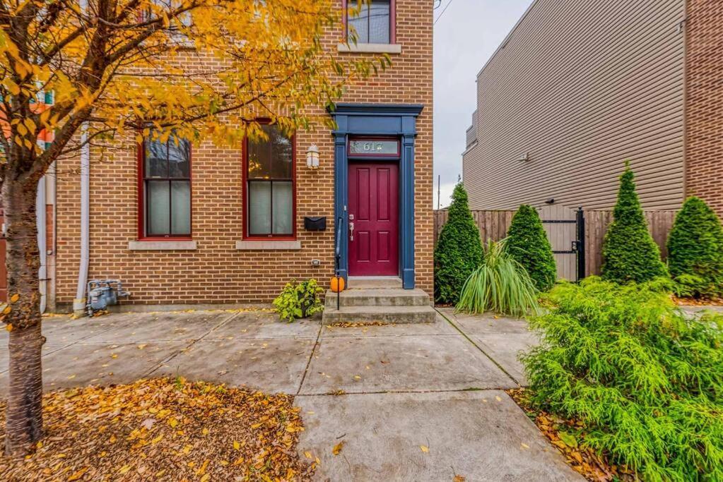 Family-friendly 4br Retreat Sleeps 12, Private Yard, Garage, Close To Stadiums, Casino & Downtown