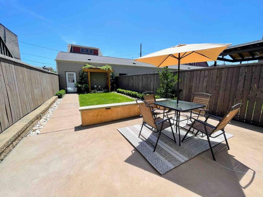 Family-friendly 4br Retreat Sleeps 12, Private Yard, Garage, Close To Stadiums, Casino & Downtown Pittsburgh